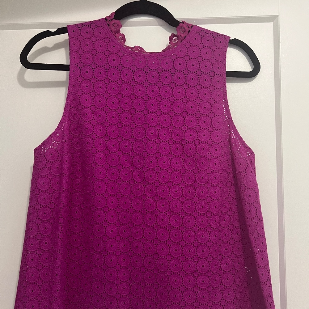 Kensie Magenta Eyelet sleeveless blouse